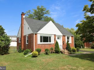 128 Bonnet Ln, Hatboro, PA 19040