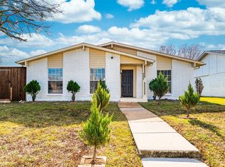 8822 Miami Dr, Rowlett, TX