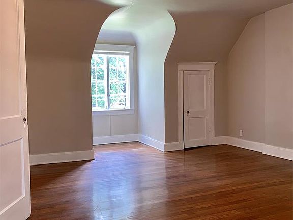 5th image of 4005 Tutwiler Ave