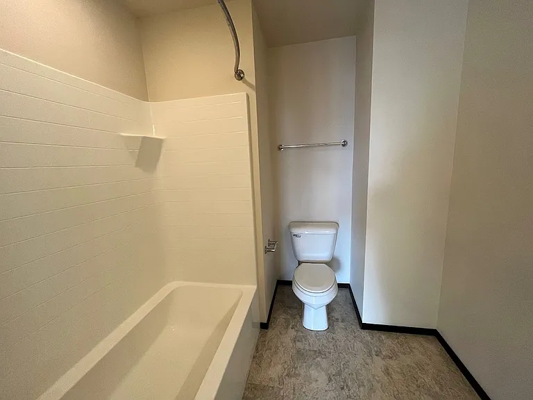Galaxie High Rise Apartments — Photo 171