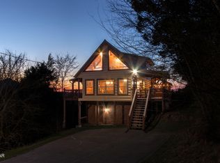 1482 Honey Oaks Way, Sevierville, TN 37876