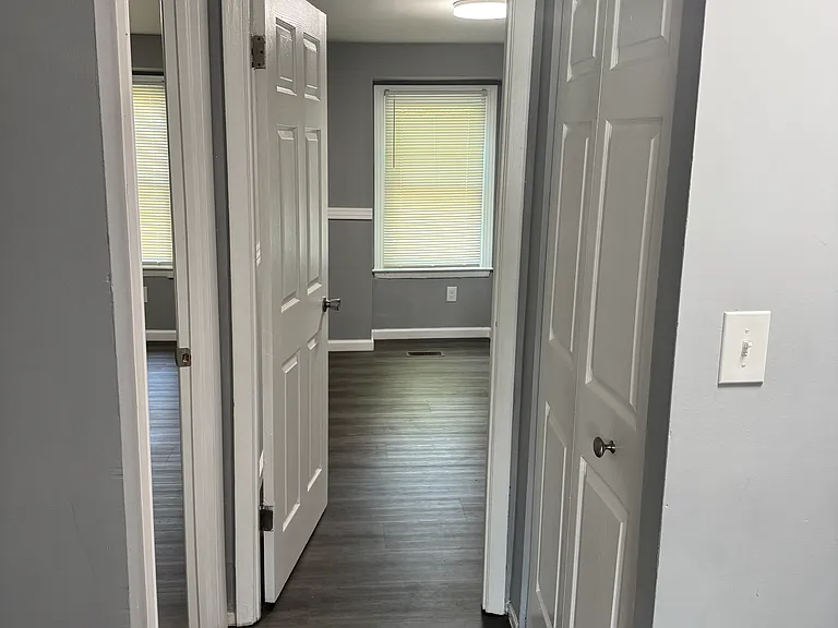 8393 Pioneer Dr — Photo 14