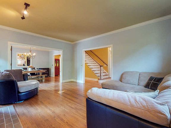 5th image of 2244 Brandywood Dr