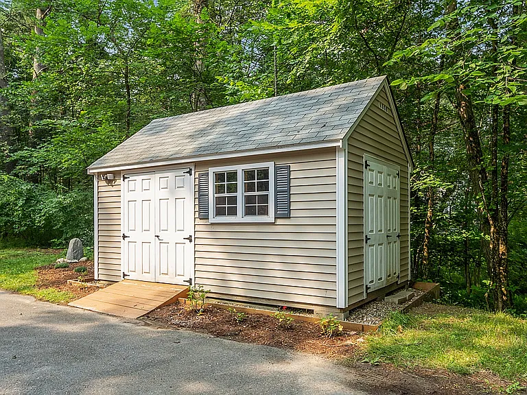 21 Eldridge Rd — Photo 2