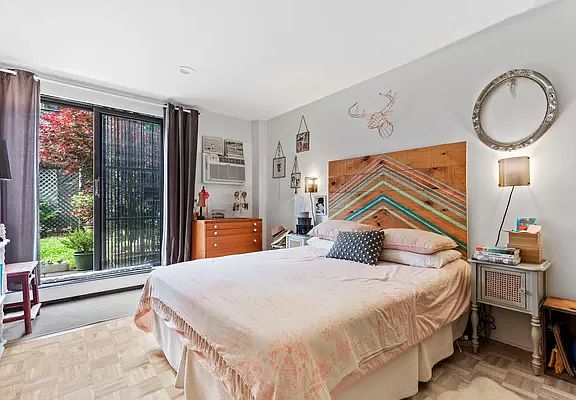 4th image of 34 Carroll St #46-G