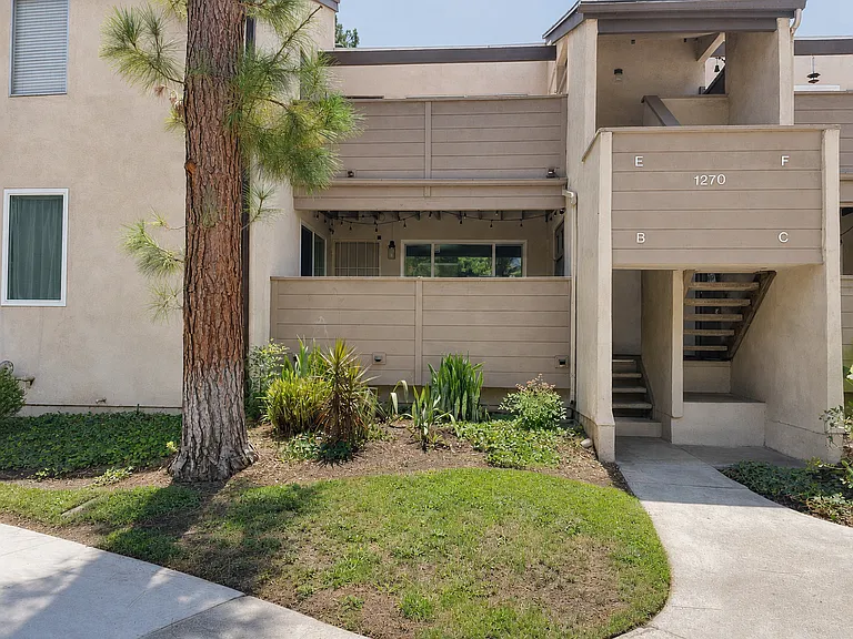 1270 Cabrillo Park Dr #B — Photo 1