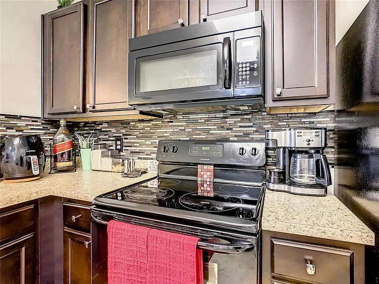 244 Arbor Lakes Dr — Photo 12