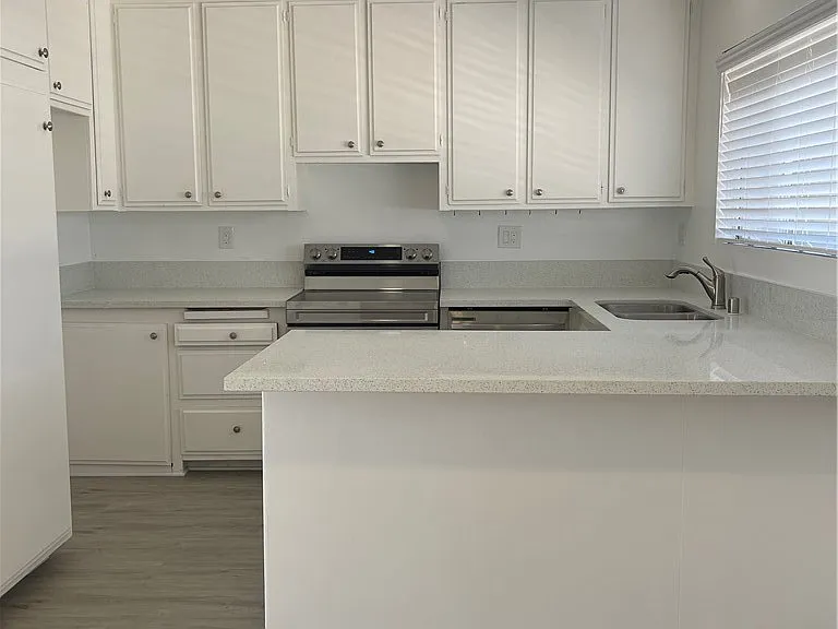 740 Amigos Way #5 — Photo 14