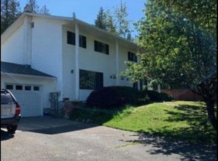 21712 Snag Island Dr E, Lake Tapps, WA 98391