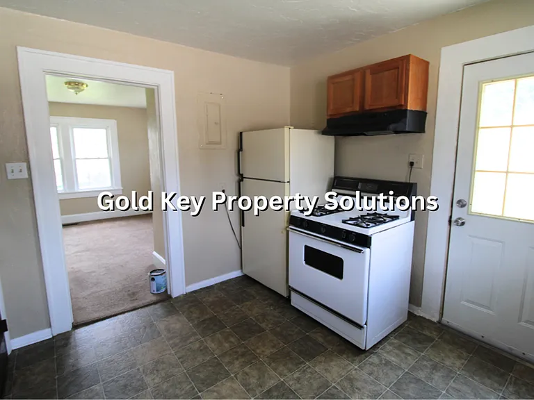 2305 Pitt St — Photo 14