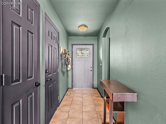 4th image of 146 High Meadows Dr