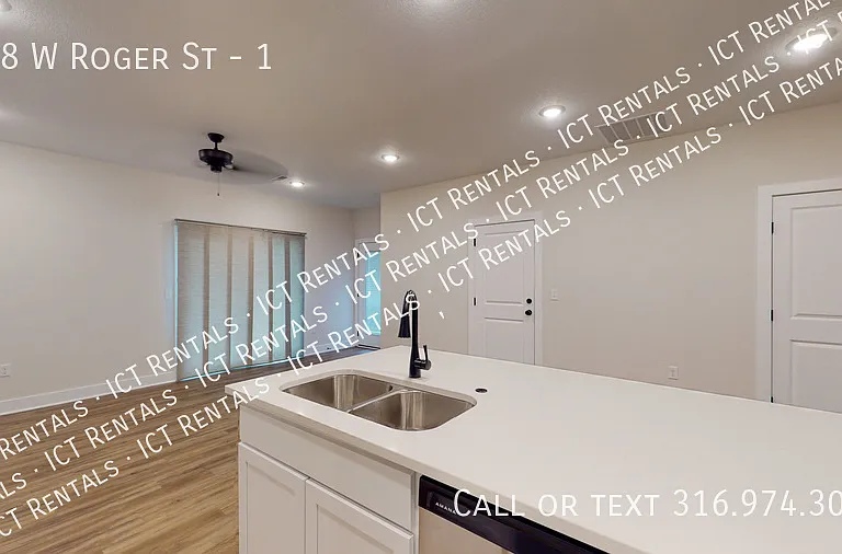 418 W Roger Ave #1 — Photo 13