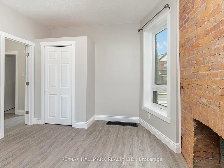 291 Emerald St N #MAIN — Photo 10