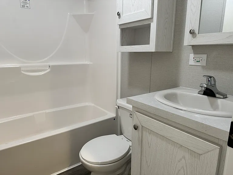 34 Pansy Dr #34 — Photo 4