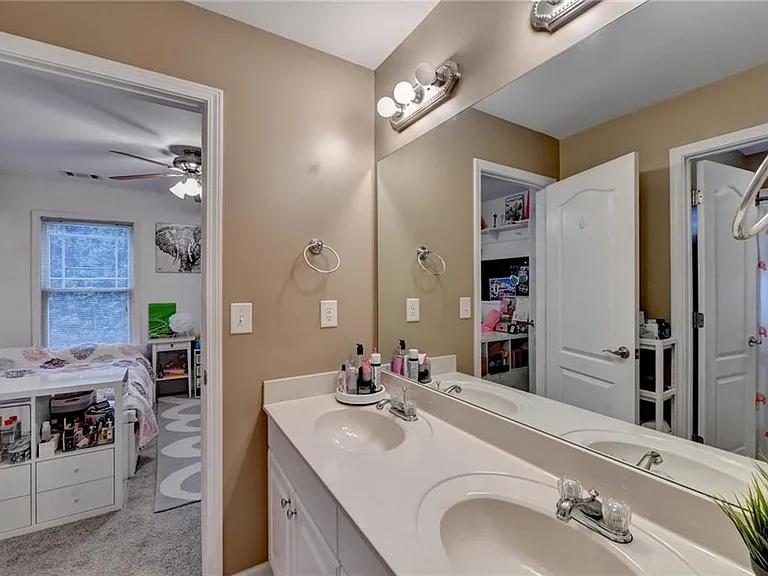 2213 Hamilton Mill Pkwy — Photo 47