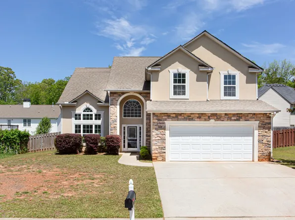 2805 Topaz Rd, Riverdale, GA 30296