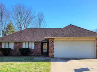 1106 W Lindberg St, Springfield, MO 65807