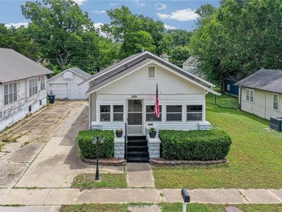 208 S 14th St, Independence, KS, 67301