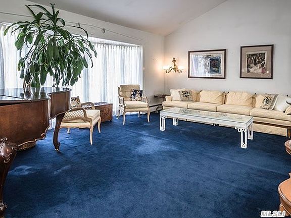 5th image of 68 Cambridge Ct