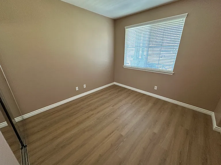 12781 Wine Cellar Ct — Photo 19