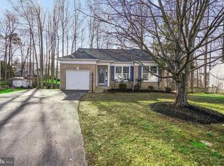 5823 Russett Leaf Ct, Woodbridge, VA 22193