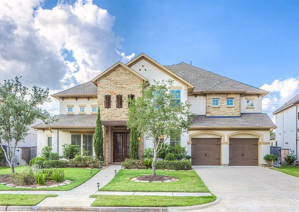 1st image of 27110 Norfolk Brook Ct