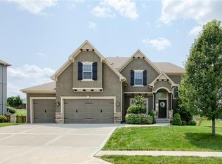 1203 Brunswick Ln, Raymore, MO 64083