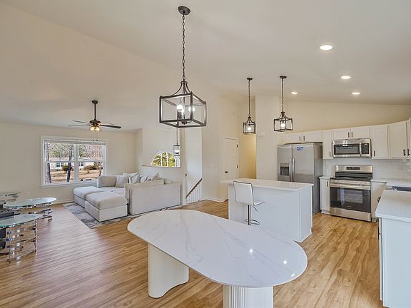 2nd image of 9115 Granite Springs Rd