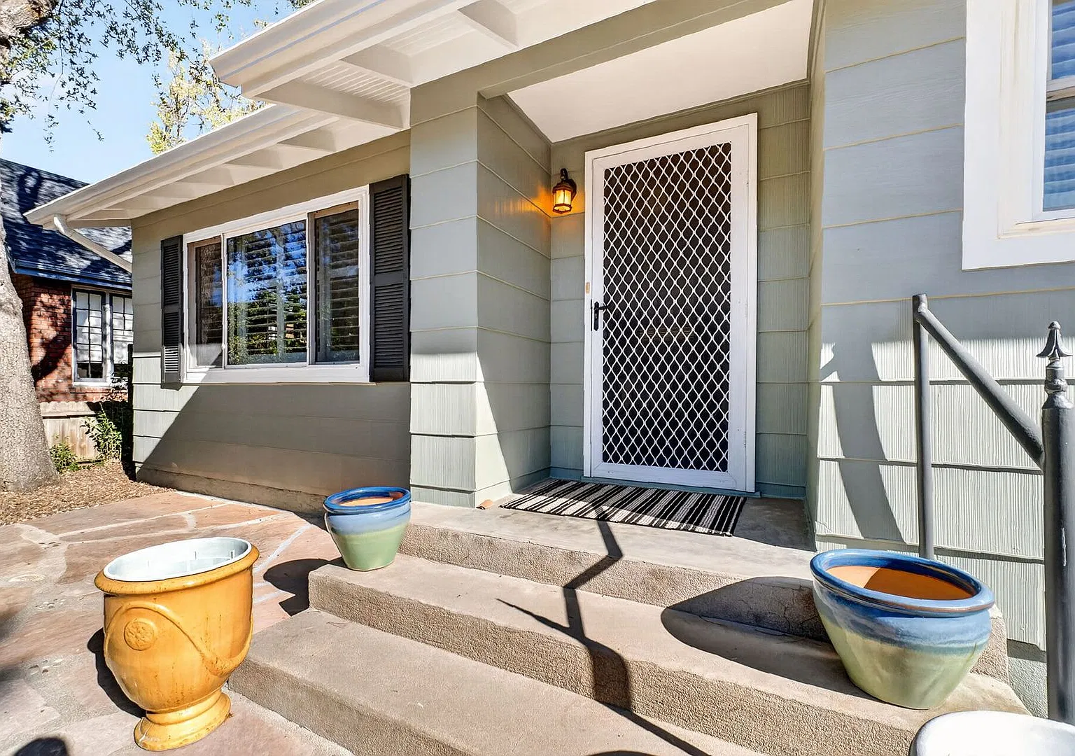 Charming Mid-Century 2 Bedroom + Office/Den/3rd Bedroom ~ Prescott — Photo 2