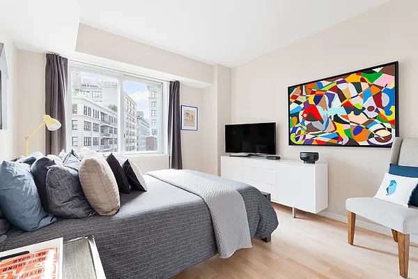 Sold by Compass | media 5