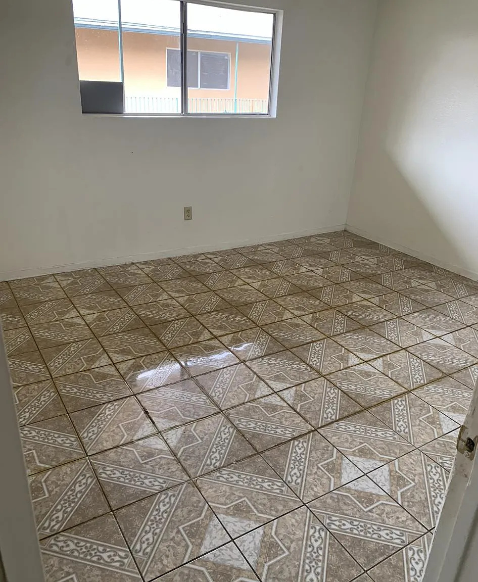 2 bed, 575 sqft, $1,400 — Photo 3