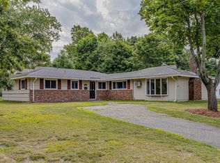 11 Pontiac Rd, Peabody, MA 01960