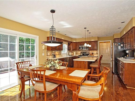 4th image of 17596 Plum Creek Trl