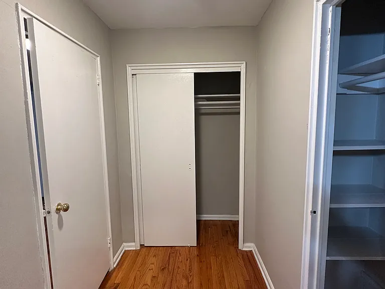 576 Whitney Ave #K — Photo 10