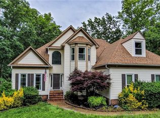 6016 Arbor View Ter, Chester, VA 23831