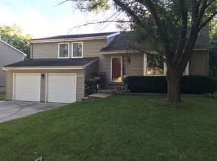 9129 Alden St, Lenexa, KS 66215