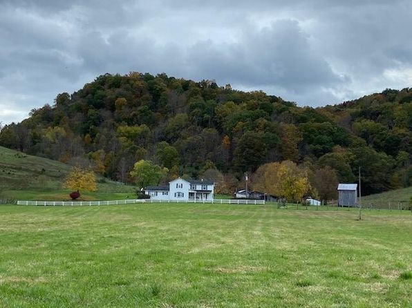 6195 Johnson Crossroads Rd, Wayside, WV 24985