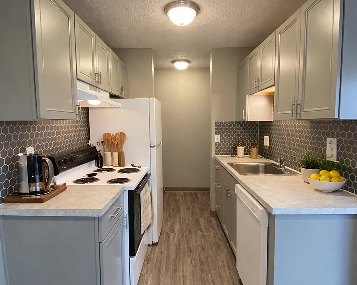 2718 Kateenah Way #26 — Photo 3