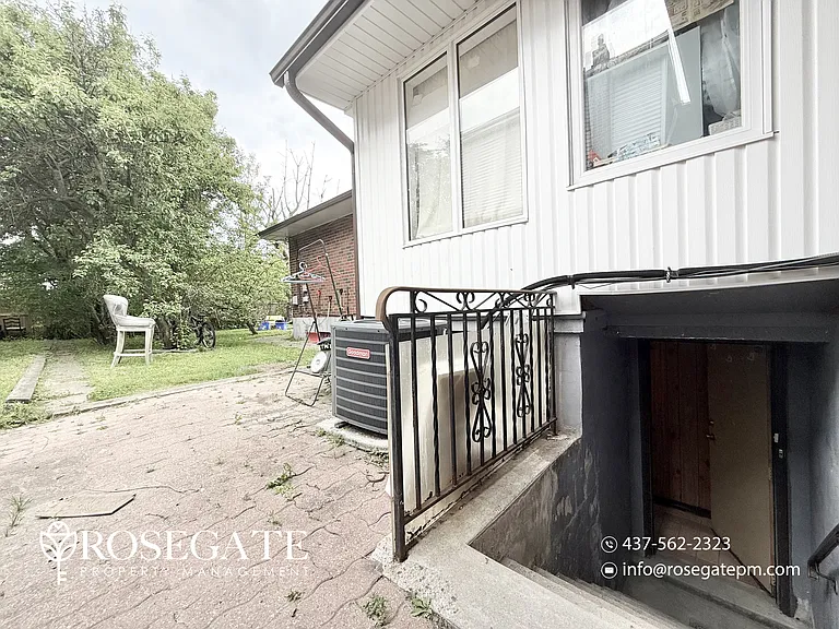 1058 Midland Ave #2B — Photo 14