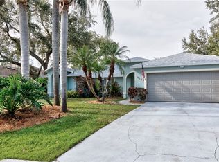517 Breakwater Ter, Sebastian, FL 32958