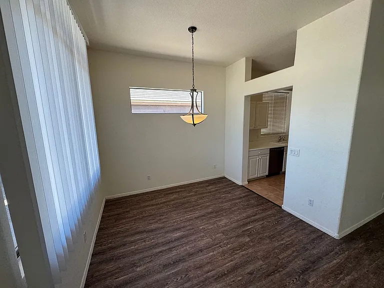 4709 E Prickly Pear Trl — Photo 2
