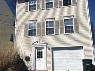 11 Davenport Ave, Milford, CT 06460
