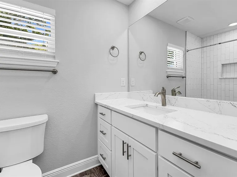 309 E Virginia Ave #111 — Photo 17
