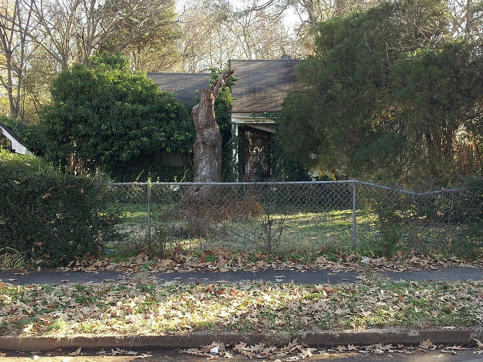 2nd image of 1656 Russwood Rd