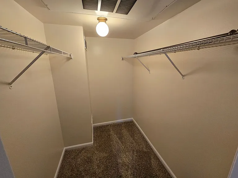 405 Judie Lane — Photo 9
