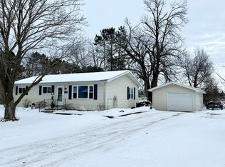 1727 N Superior St, Antigo, WI 54409