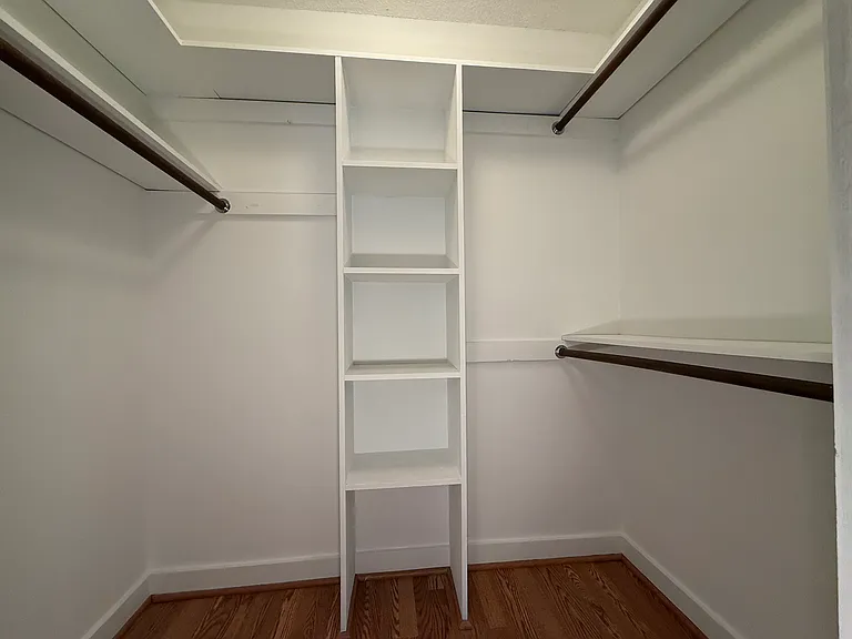 505 Westbrook Dr — Photo 30
