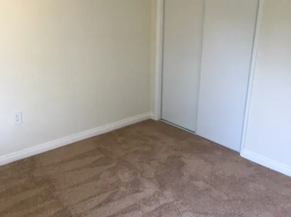 15430 Septo St, Mission Hills, CA 91345