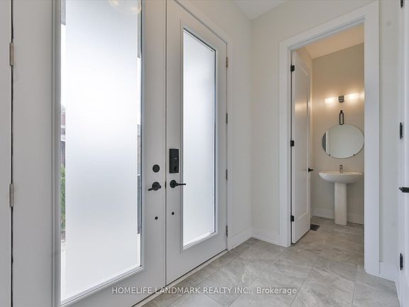 3rd image of 108 Pine Hill Cres E