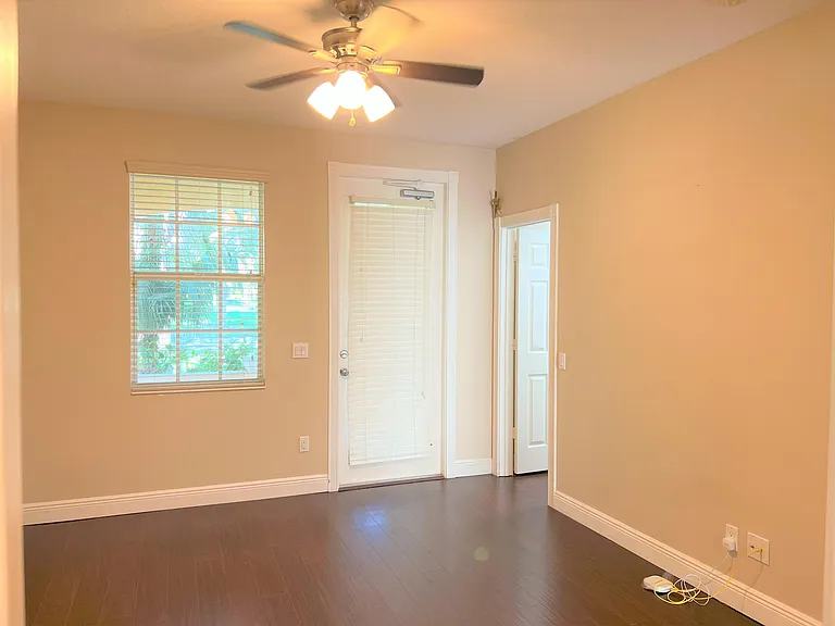 3368 Greenway Dr — Photo 15